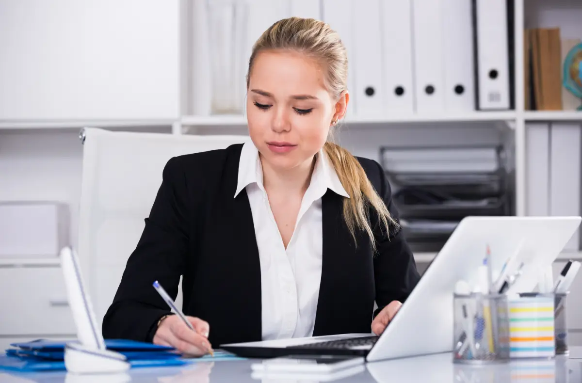 Sebenernya Apa Sih Kerjaannya Account Officer di Bank?